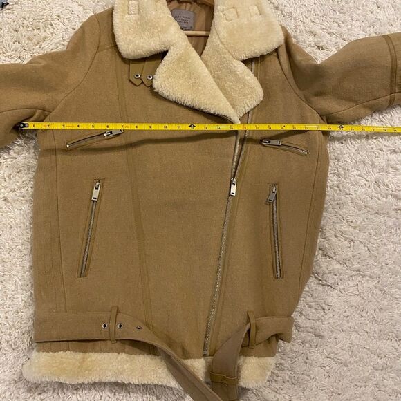 Zara Basic Wool Sherpa Blend Long Sleeve Coat.  Tan/Cream. Medium. Streetwear. - Picture 9 of 16